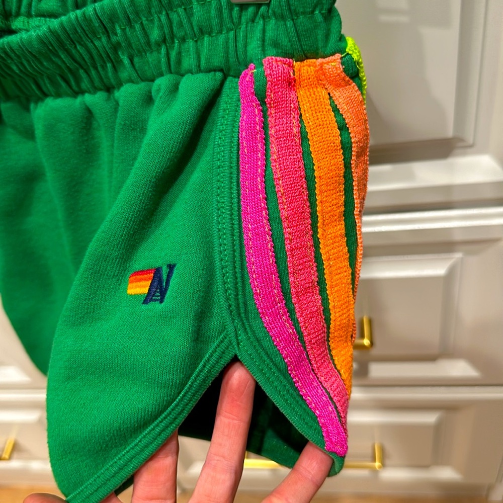 🌈 AVIATOR NATION WOMEN'S 5 STRIPE JOGGER SHORTS - KELLY GREEN / RAINBOW SMALL